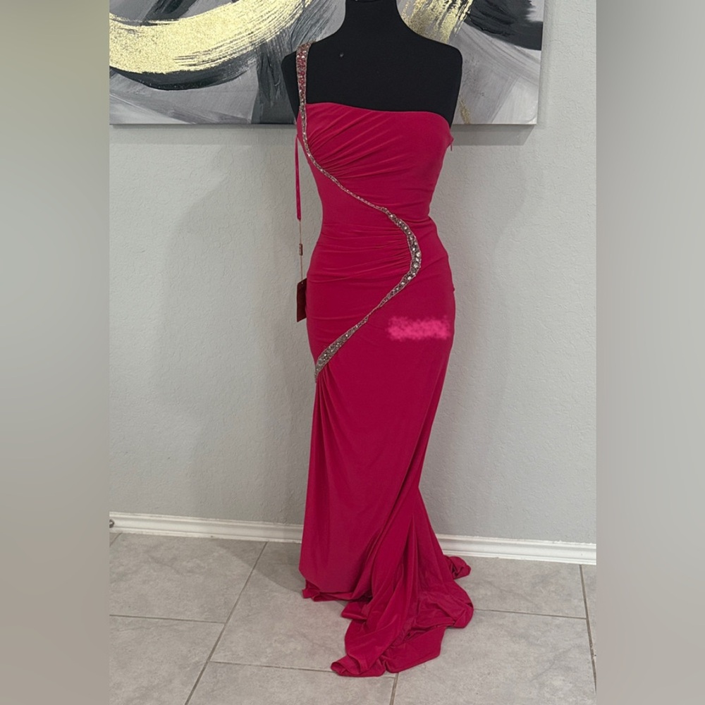 Elegant Pink Strapless Dress